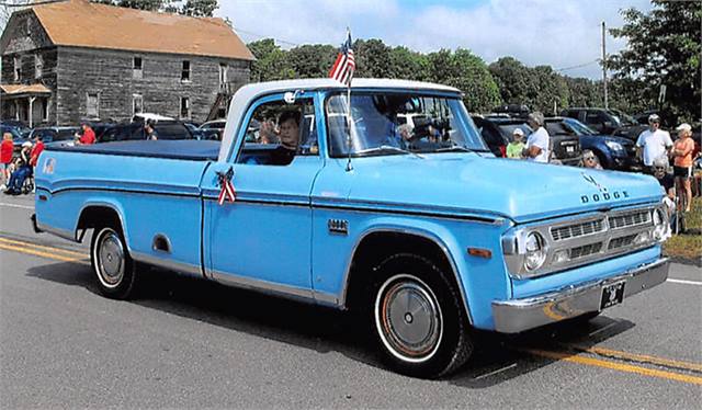 1971 Dodge 100 - Readers' Rides