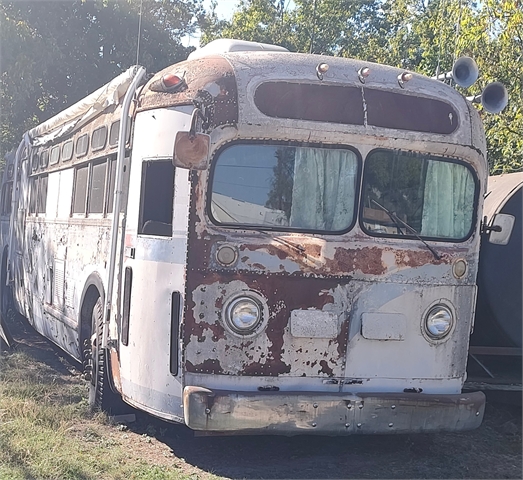 Hollywood Mobile Studio Bus