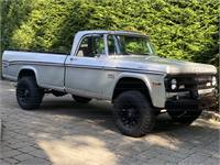 1970 Dodge W250 Swept-side 4x4